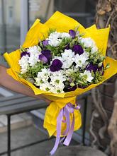 Букет цветов из:  Ирисы, Хризантемы и Ромашки #REPLACE_PRED# Карамышево 