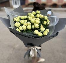 Букет Белые кустовые розы Солинеро #REPLACE_PRED# Карамышево 